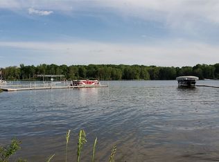46 W 625 S, Wolcottville, IN