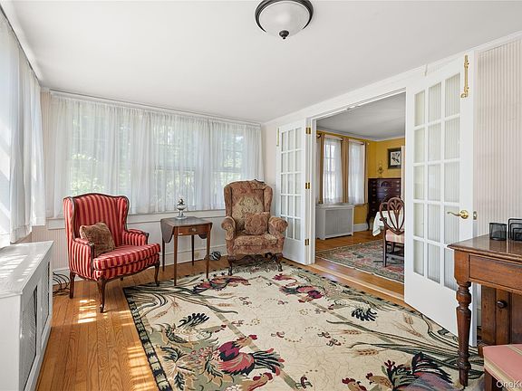 3rd image of 1 S Lakeview Avenue