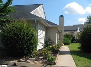 47 Hayfield Ln, Greer, SC 29650