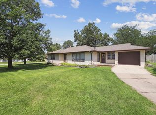 307 5th St, Maxwell, IA 50161