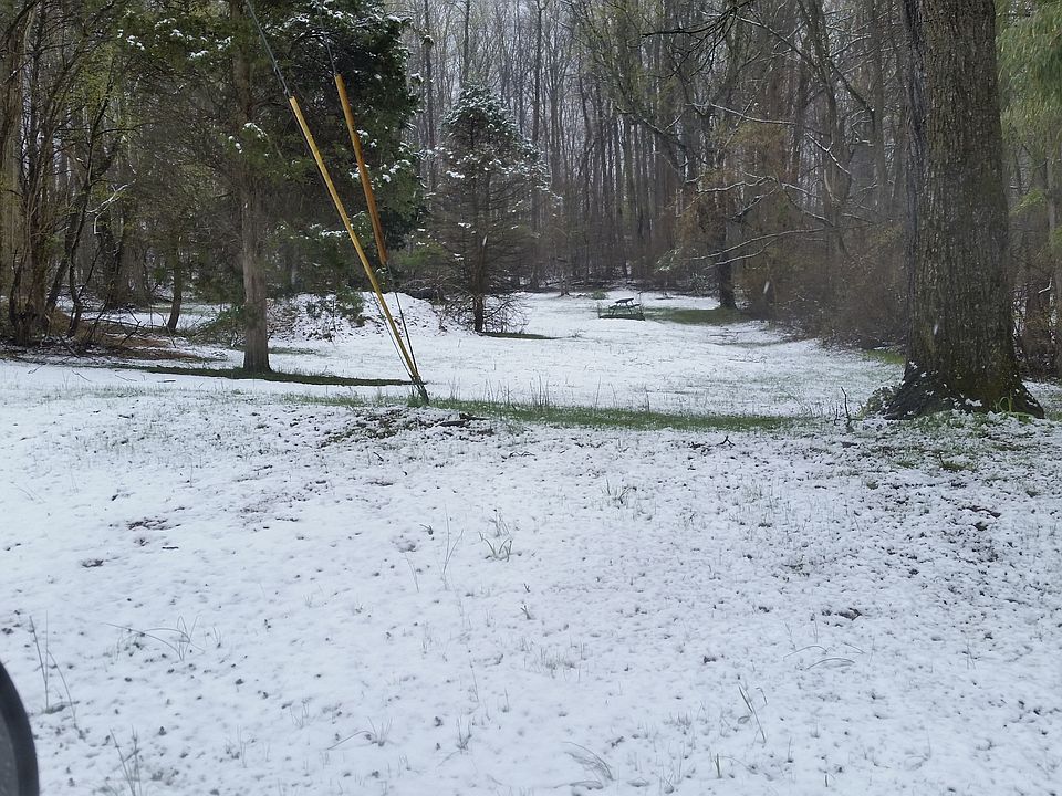 2nd image of 143 Fox Hollow Rd