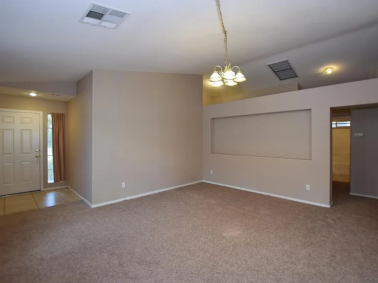 1024 Clover Tip Ct — Photo 5