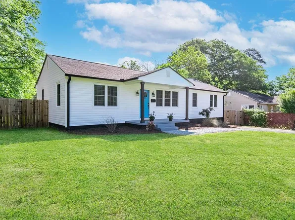 1565 White Oak St, Spartanburg, SC 29307