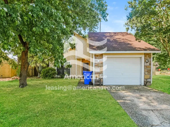 6997 Candlewood Dr, Fayetteville, NC 28314