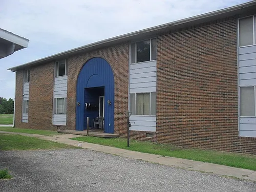 1444 N B St Photo 1