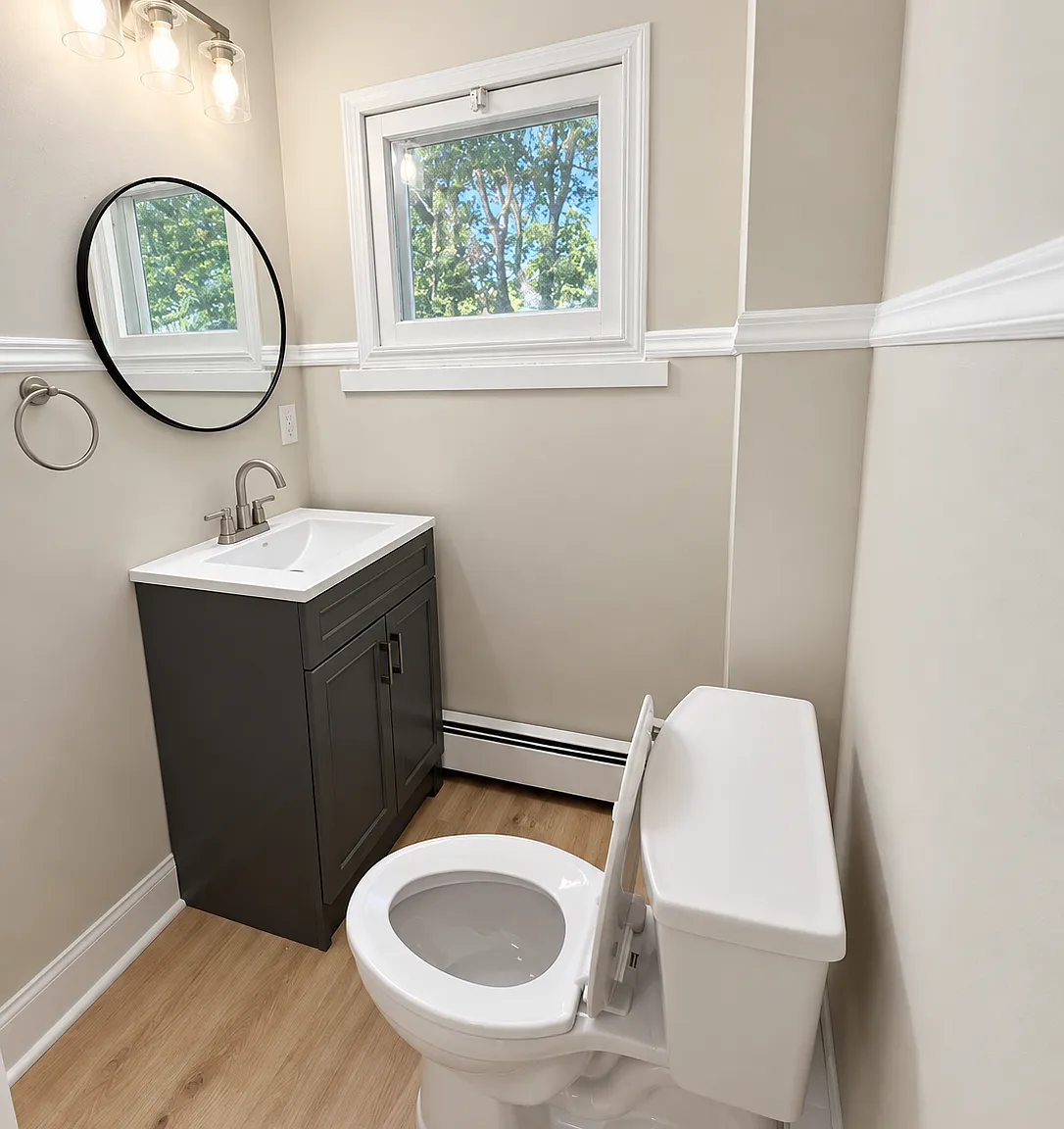 3 bed, 1.5 bath, 1230 sqft, $2,300 — Photo 3
