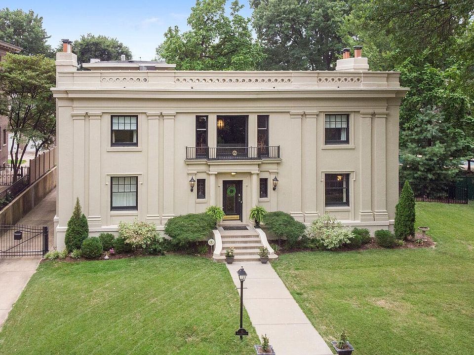 1st image of 12 Kingsbury Pl
