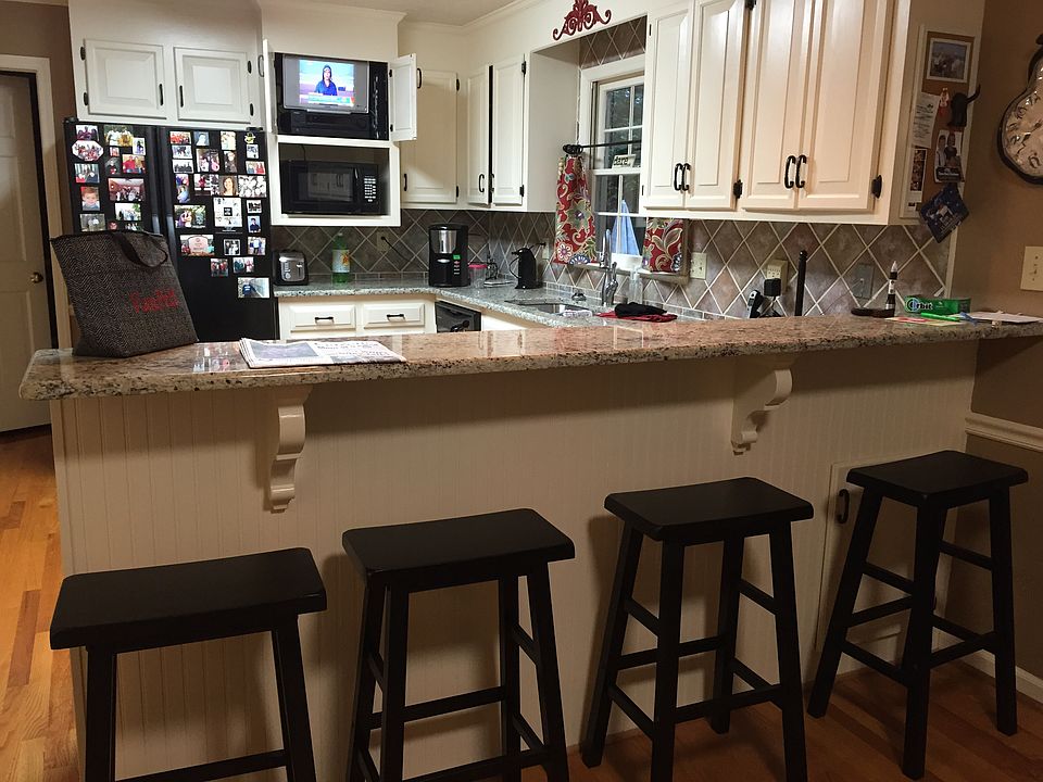 2nd image of 4516 Forest Cove Rd