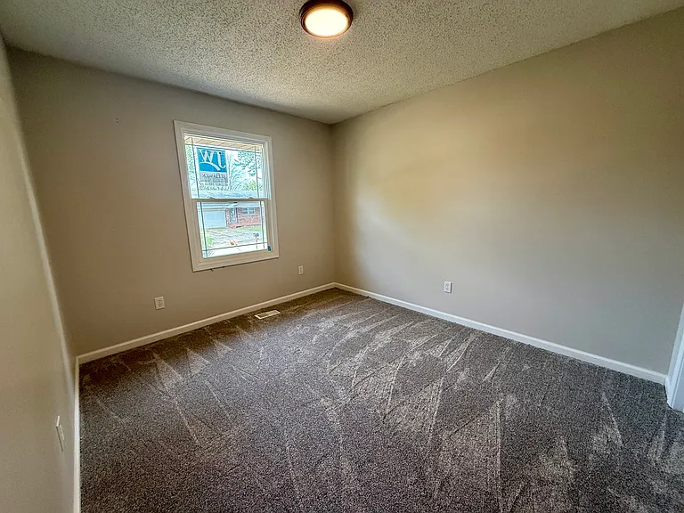 1905 Teal Dr — Photo 7