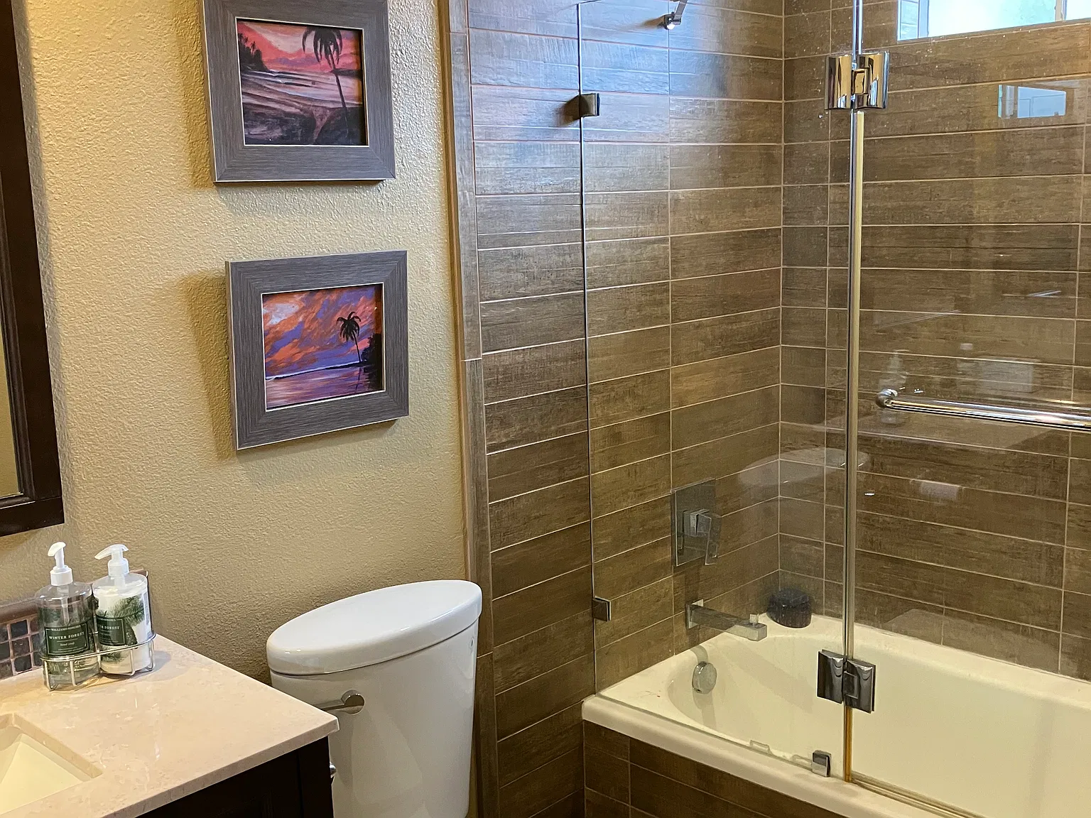 2 bed, 1011 sqft, $4,200 — Photo 4