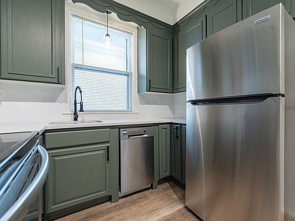4th image of 372 Broadway APT 3