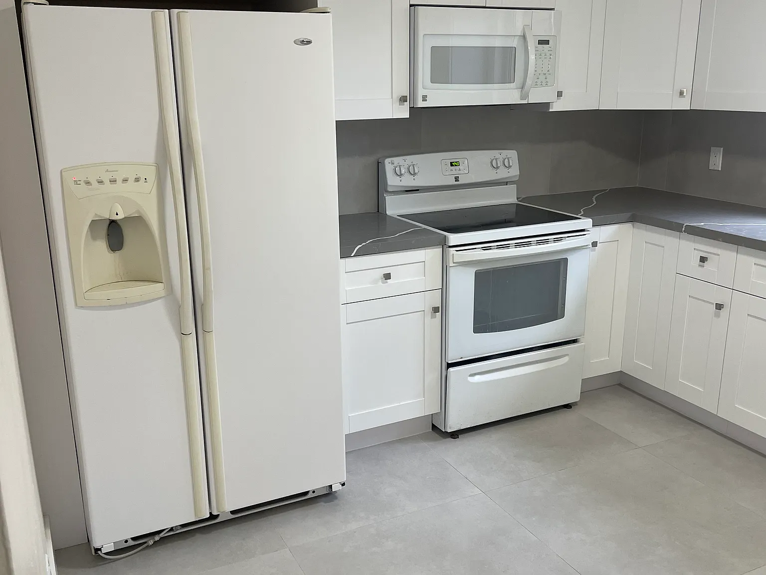 2 bed, 1.5 bath, 1000 sqft, $3,000 — Photo 3