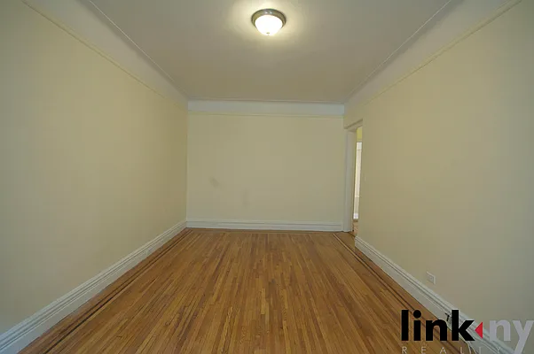 Rented by Link NY Realty | media 25