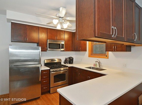4th image of 2742 N Bosworth Ave