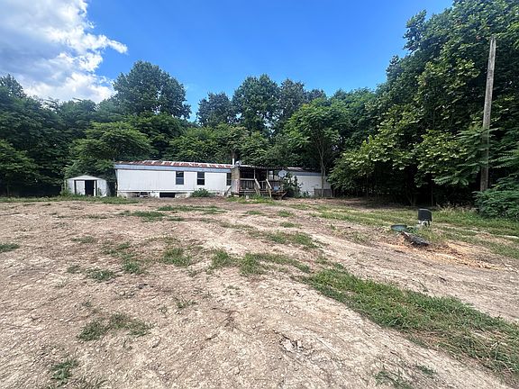 3rd image of 300 Kirby Hill Rd NE