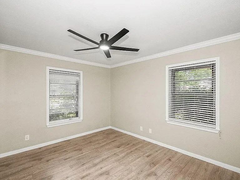 5037 W 43rd St — Photo 21