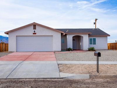 2877 Gram Dr, Thermal, CA, 92274