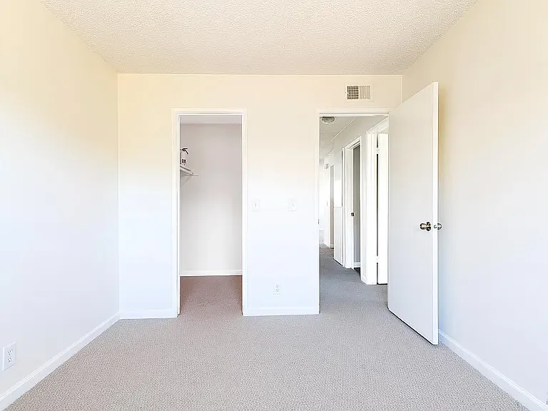 247 Bahia Pl — Photo 1