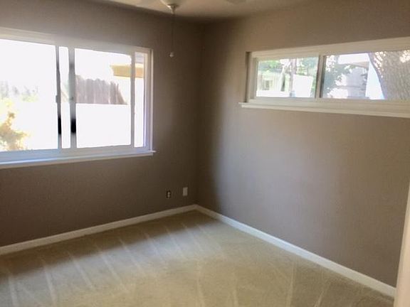 4th image of 1548 Hudson St APT 102
