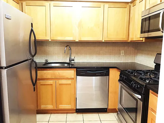 Rented by NY Space Finders Inc. | media 44