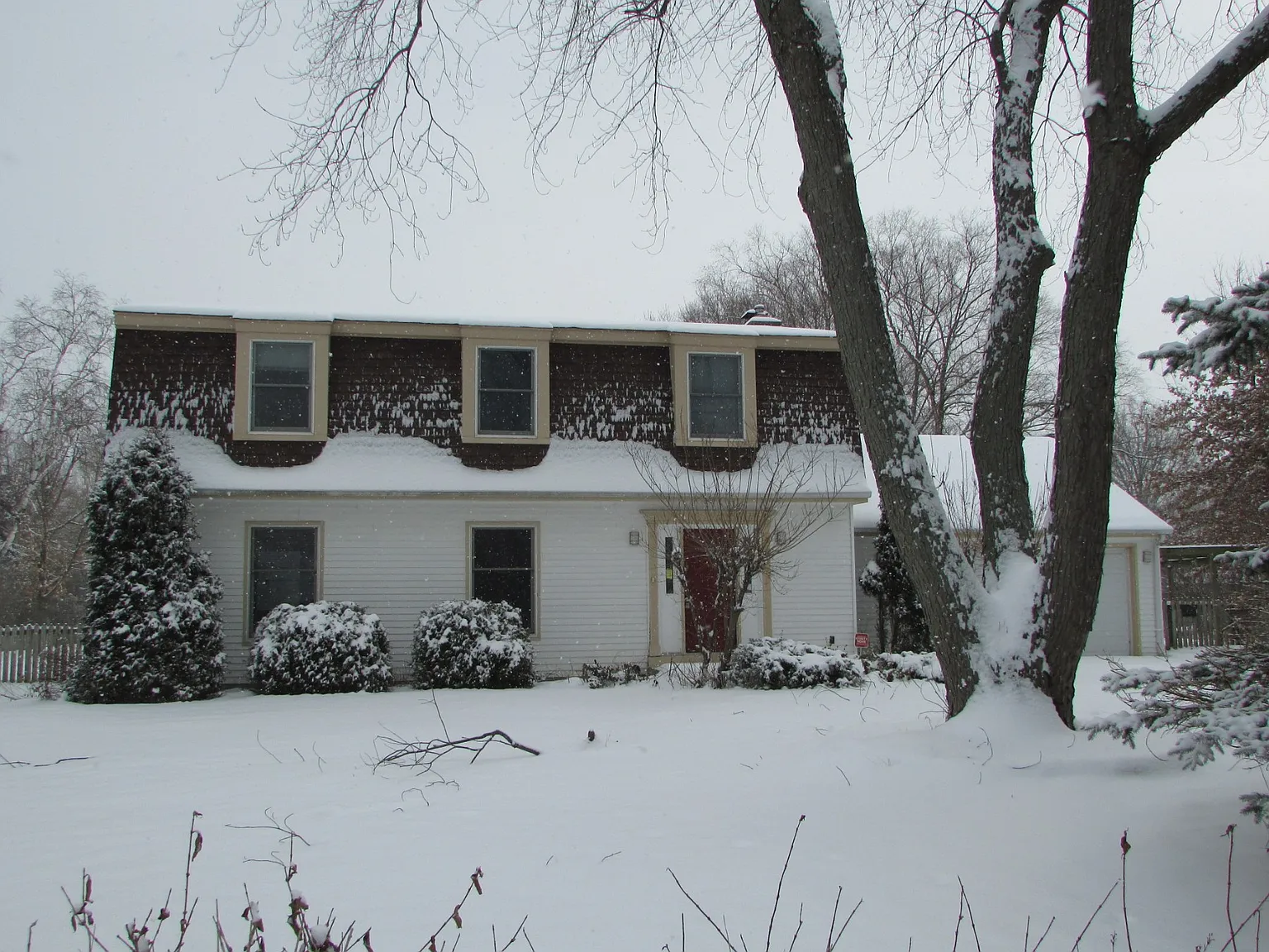 4N701 Petersdorf Rd photo 1