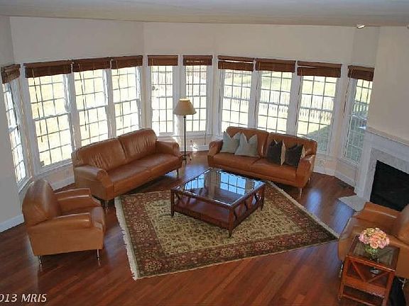 3rd image of 18302 Aspen Dale Ct
