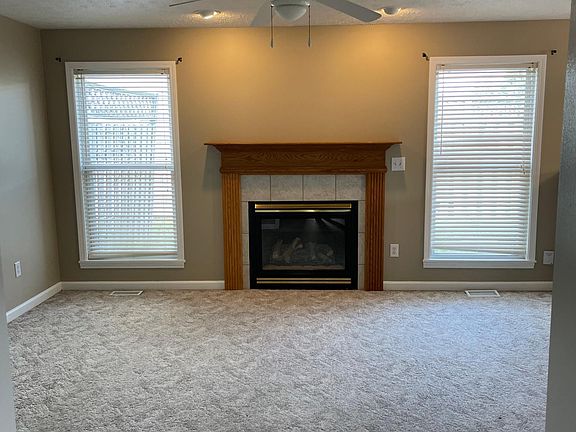 2nd image of 12 Tuscany Ct