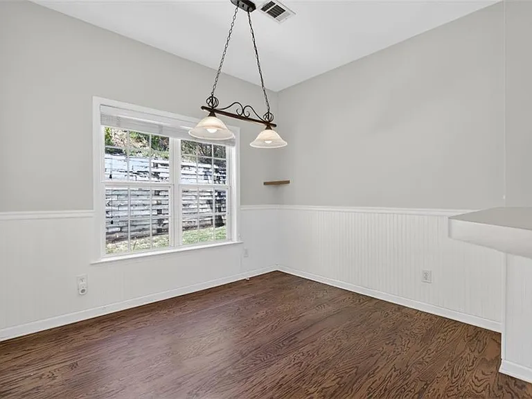 28 Stonehenge Ct — Photo 16