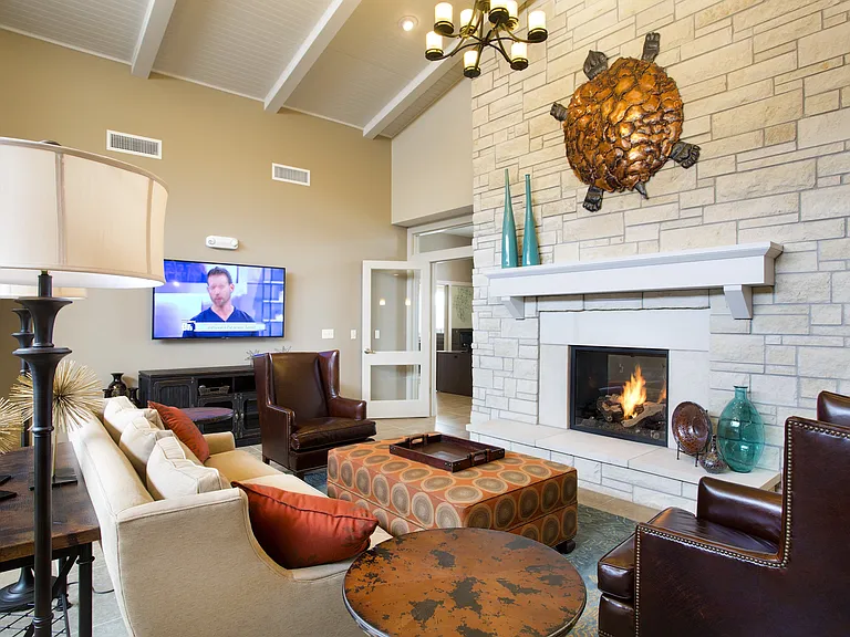 SunSTONE at Fox Ridge — Photo 9
