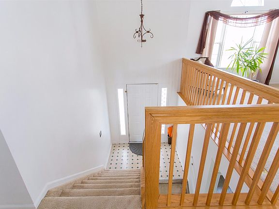 3rd image of 7334 Hogan Dr