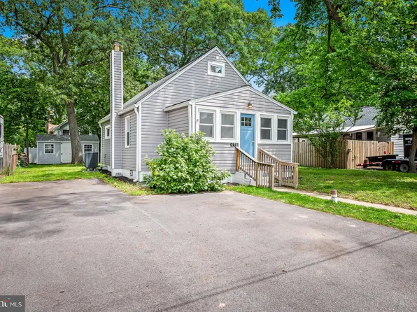 478 Center St, Pasadena, MD 21122