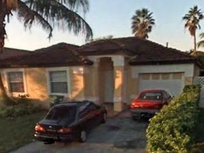 8307 NW 201st Ter, Hialeah, FL, 33015