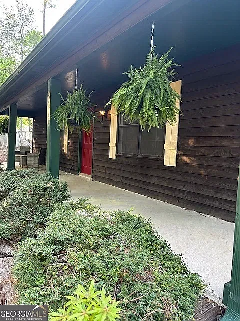 4 bed, 1650 sqft, $2,000 — Photo 2