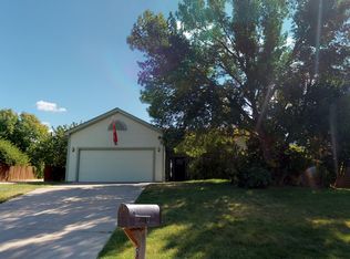 90 Juniper Ln, Parachute, CO 81635