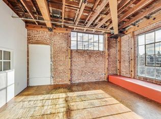 1148 E 18th St #5, Oakland, CA 94606