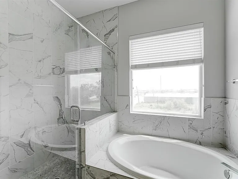 8409 Hempstead Rd #A — Photo 26