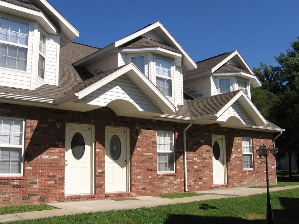 Two Bedrooms with Two and an Half Bathrooms