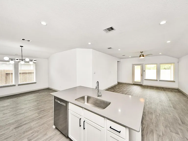 12918 Wempe Way — Photo 20