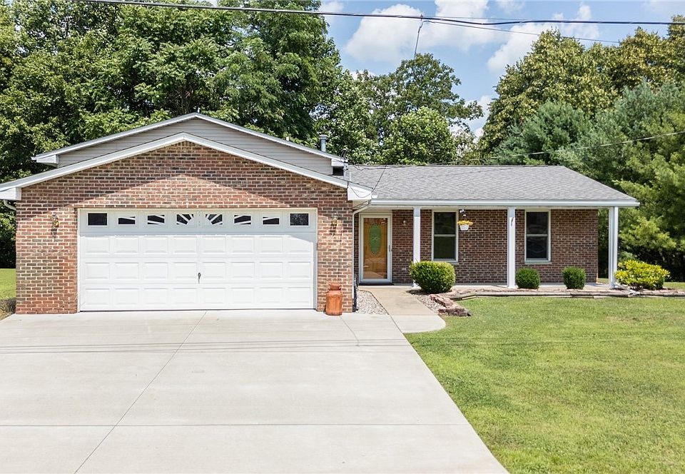 1st image of 145 Cornerstone Dr