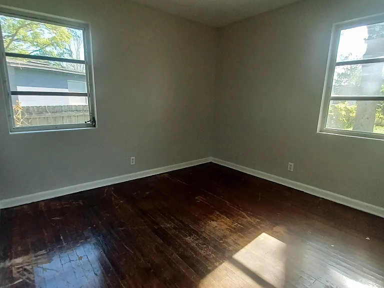 5612 Bree Rd — Photo 9