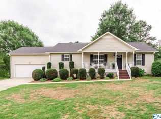 219 Carlin St, Albertville, AL 35951