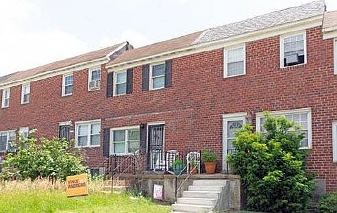 2nd image of 815 Washburn Ave