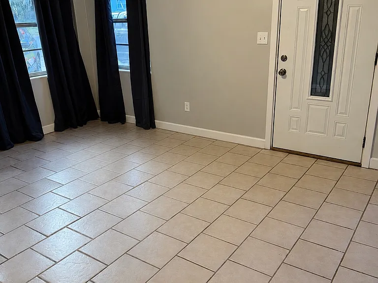 1001 Cleveland Ave — Photo 11