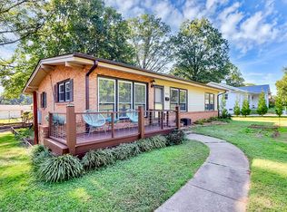 1638 Emerywood Dr, Charlotte, NC 28210
