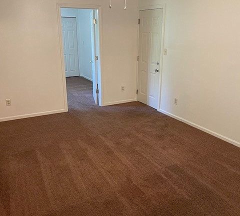 5th image of 1700 E Main St #784bcbb8e