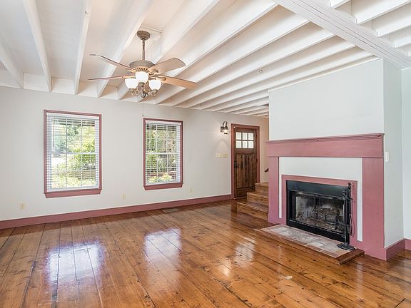 4th image of 1704 Quinlan Creek Dr