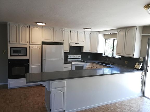 5th image of 1423 Alameda De Las Pulgas