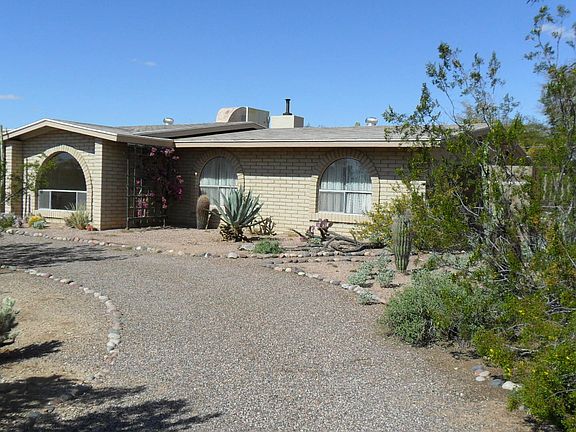 3rd image of 8042 E Culver St