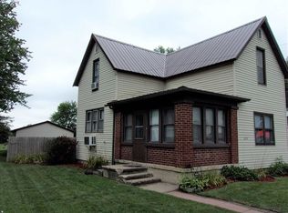 418 N Chicago St, Royal Center, IN 46978
