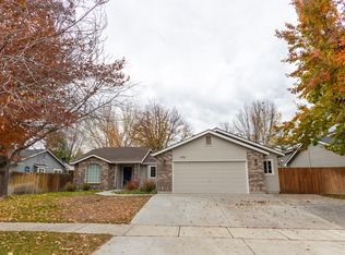 164 S Silverwood Way, Eagle, ID 83616